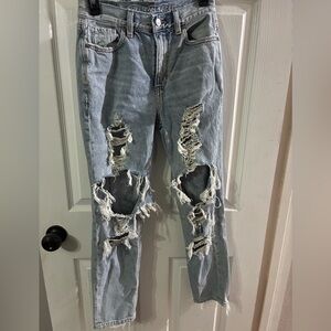 American Eagle Women’s 0 Ripped Jeans
